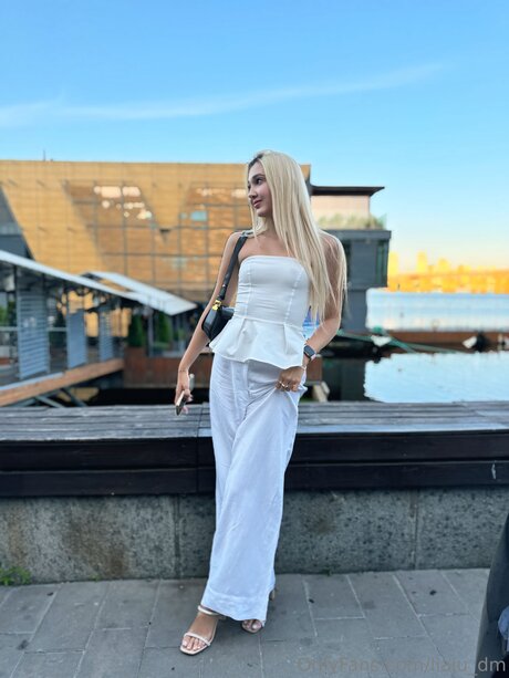 Liaju Dm ポルノスター HD ギャラリー