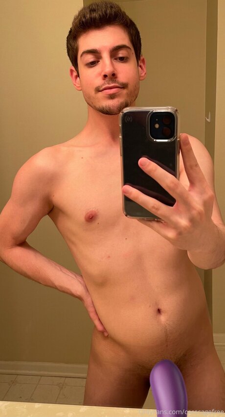 細身の巨乳OnlyFans xxx 画像