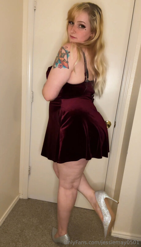 Jessiemay0501 セクシーなスター 写真