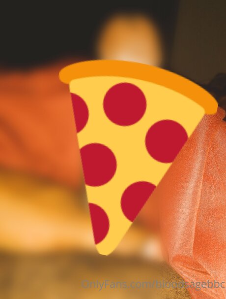 エモオンリーファン ポルノ 写真