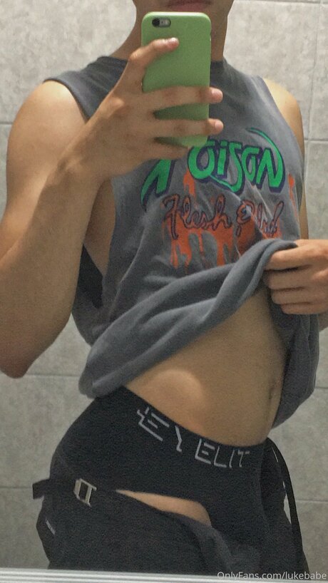 Lukebabe xxxスター 画像