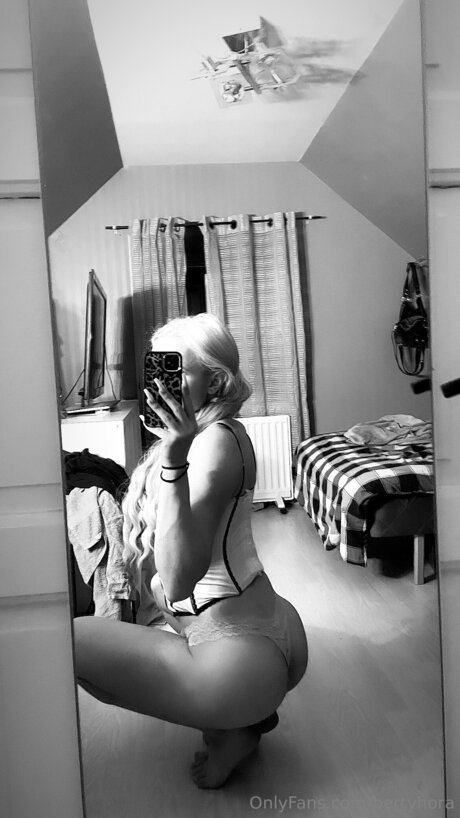 妻のアナルOnlyFans ポルノ 写真