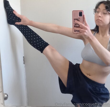 かわいい赤毛のOnlyFans 裸 写真