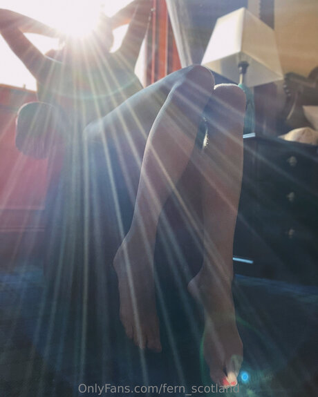 Fern Scotland 無料女優 写真