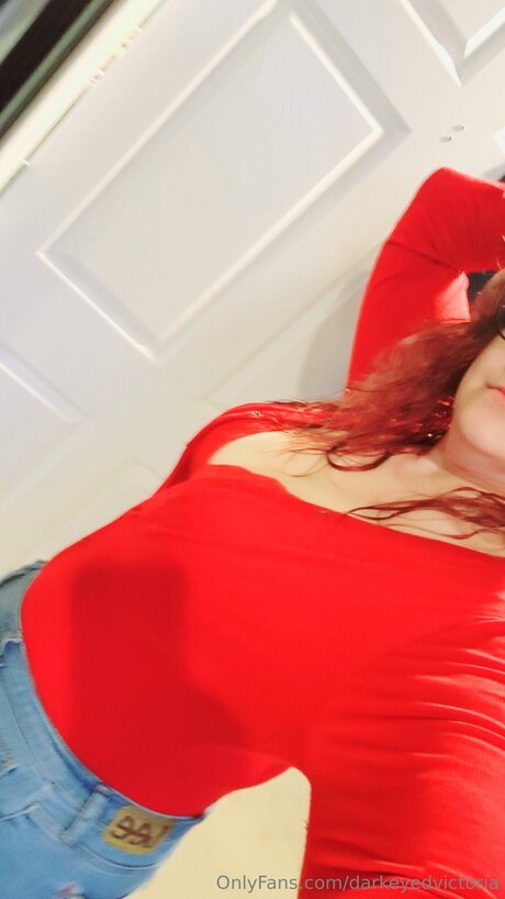 Darkeyedvictoria エロティックなポルノスター 写真