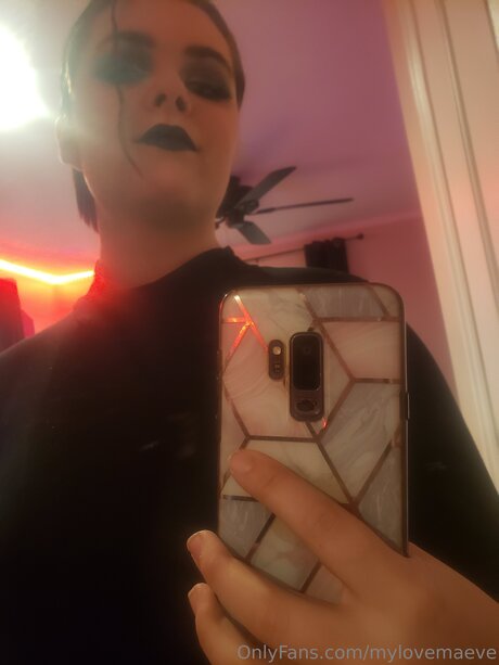 Mylovemaeve トップスター 写真