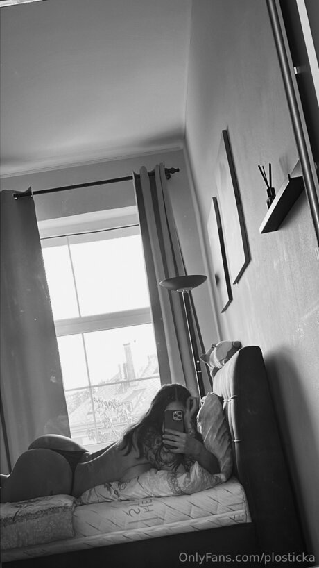 ゲイディルドOnlyFans 美しいヌード 写真