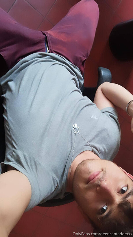 Deencantadorxxx エロティックなポルノスター ギャラリー