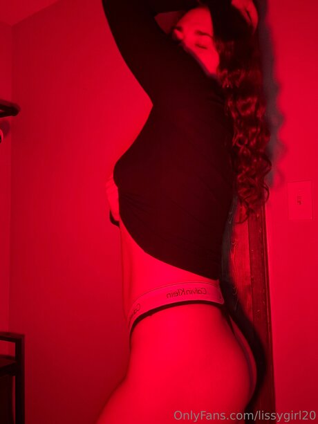 Lissygirl20 ポルノモデル 写真