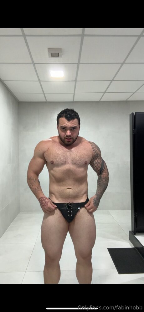 ブルネットの看護師OnlyFans アート裸 ギャラリー