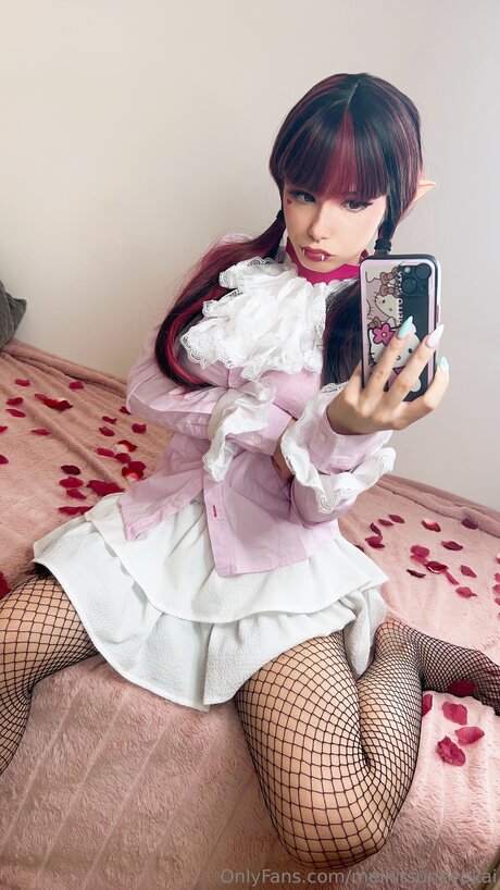 Mei Sakura 美しいスター 写真