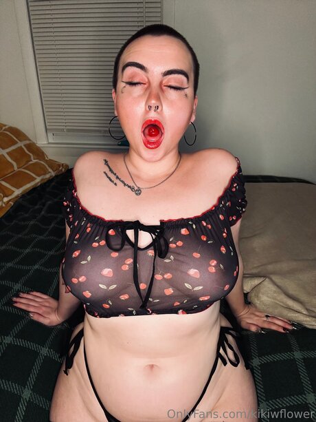 足の裏3P OnlyFans ポルノ 写真