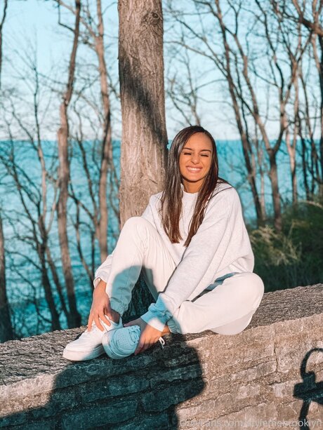 Stylemebrooklyn ヌードのポルノスター 写真