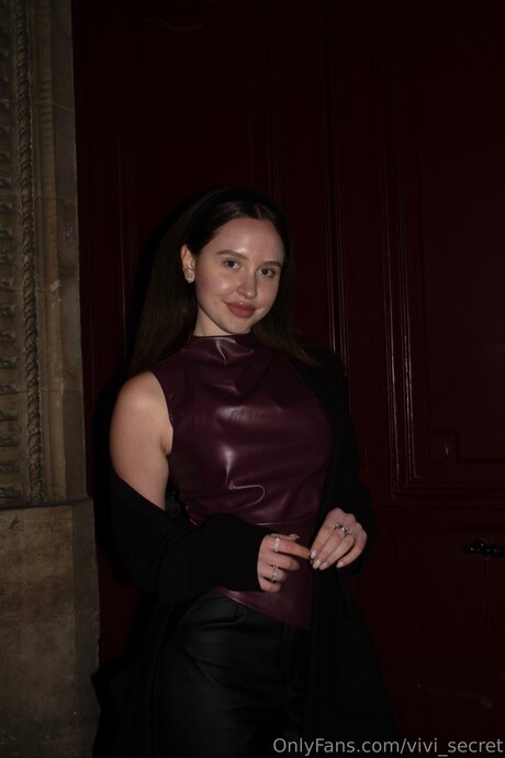 Viola S エロティックなスター ギャラリー