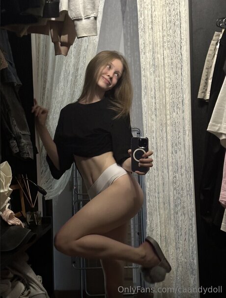 Caandydoll セクシーなポルノスター 写真