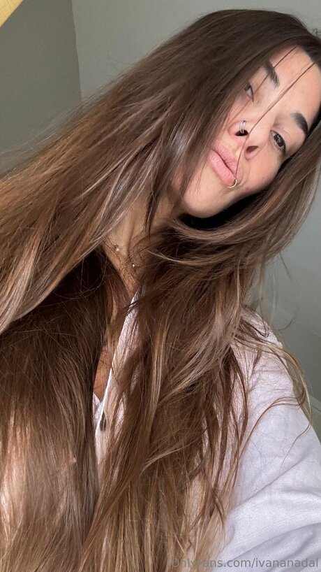 Ivinadal ホット女優 画像