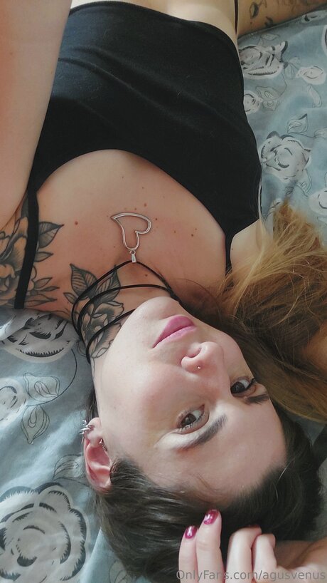 ぽっちゃりエモOnlyFans ホット裸 写真