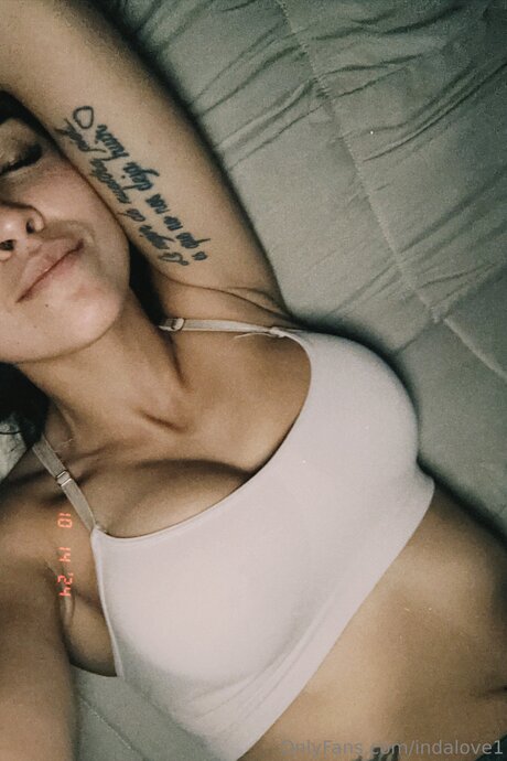 女装オンリーファン ホット裸 写真