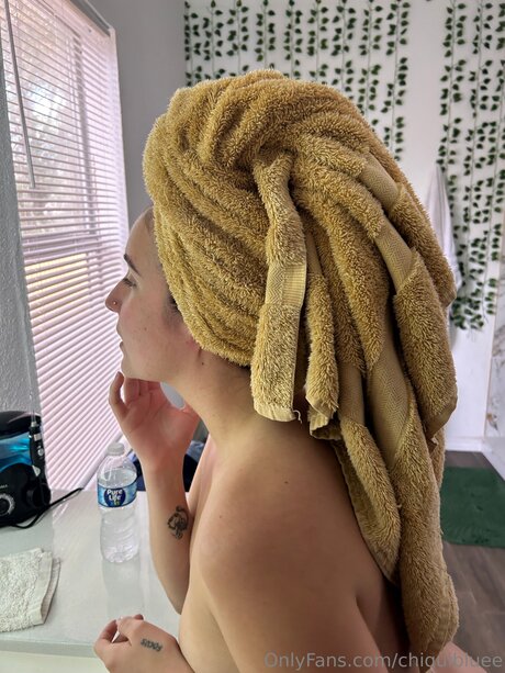 Chiquibluee ポルノスター 美しい 写真