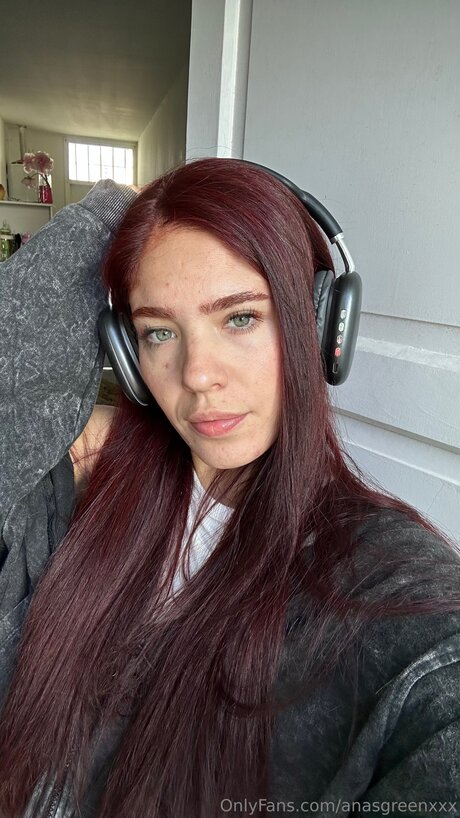 Anasgreenxxx 独占女優 ギャラリー