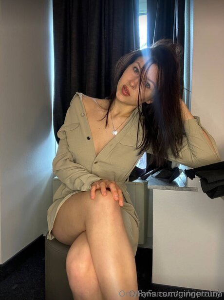 ゴスアジアンOnlyFans 美しいxxx 写真