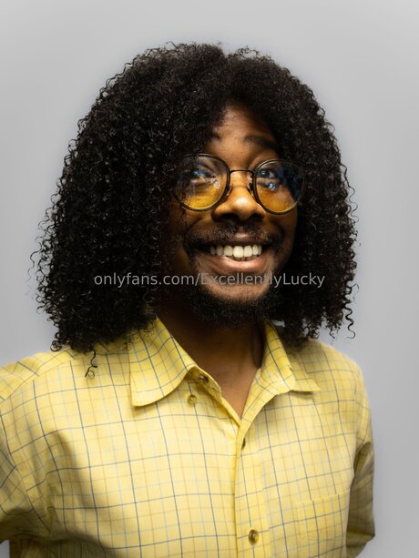 Excellentlylucky ポルノスター 写真