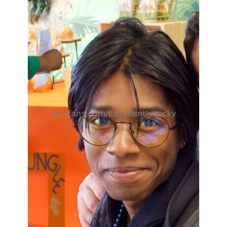 Excellentlylucky 限定モデル 写真