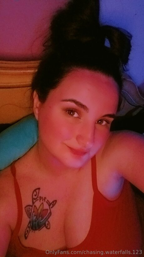 Chasing Waterfalls 123 素敵なスター ギャラリー