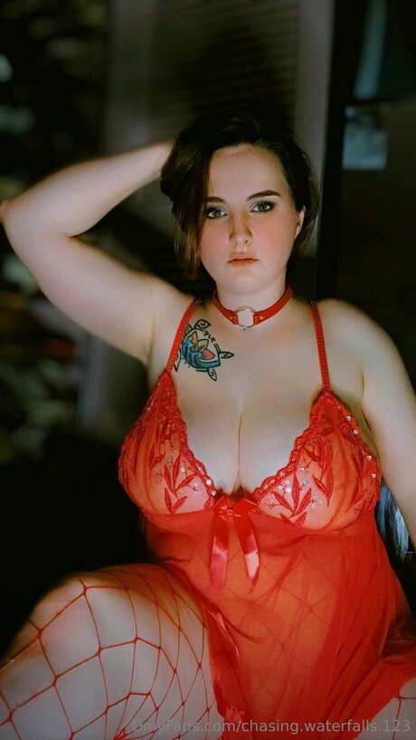 Chasing Waterfalls 123 ヌードモデル ギャラリー