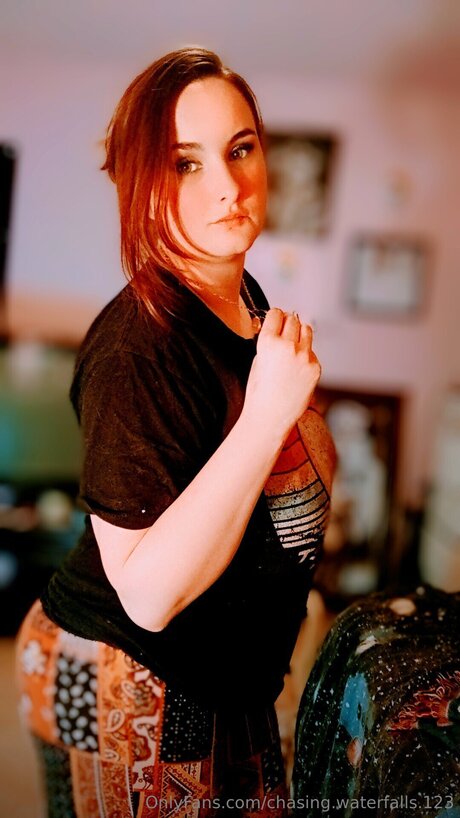 Chasing Waterfalls 123 ポルノスター 画像