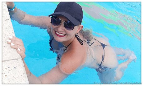 Zoecataleyafree top profile image