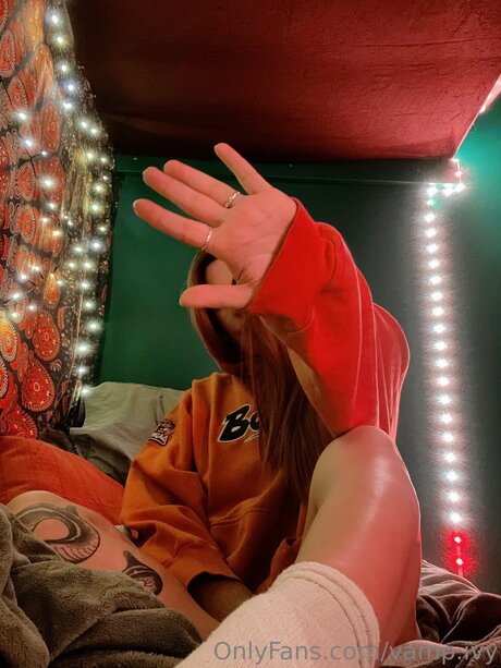 Vamp Ivy ホットなポルノスター ギャラリー