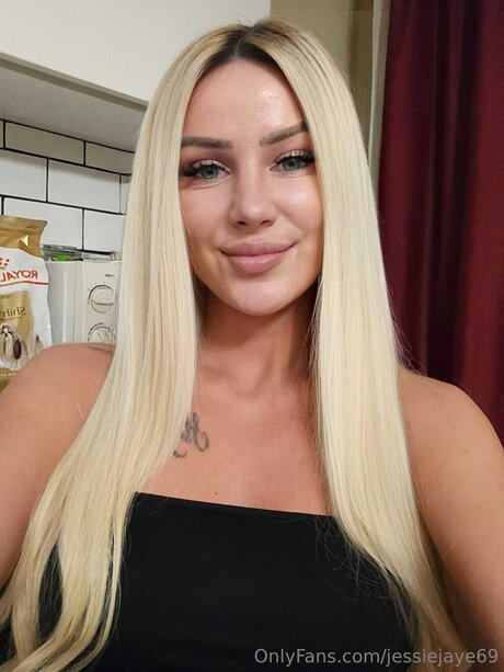 Jessiejaye69 美しいスター 写真