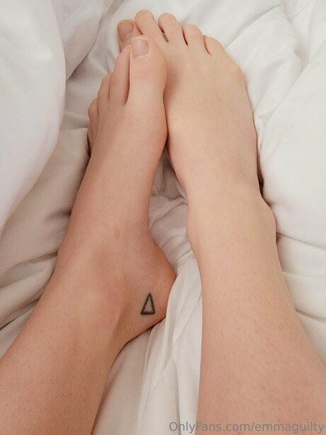 Emmaguilty セクシーなポルノスター 写真