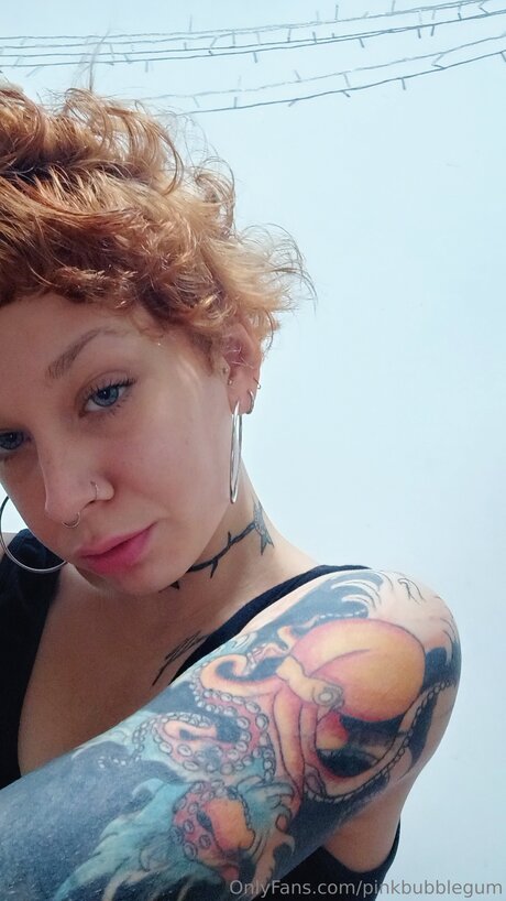 Lilithparadisex スター ヌード 写真