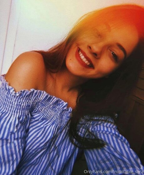 Inimitable Sara ポルノスター 裸 写真