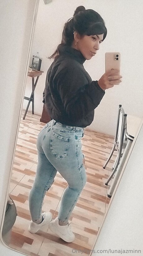 Lunajazminn ポルノスター セックス 画像