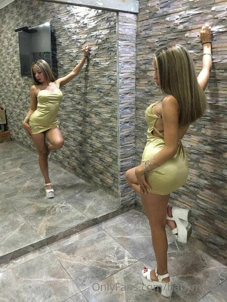 Babymoont ホットなモデル 写真