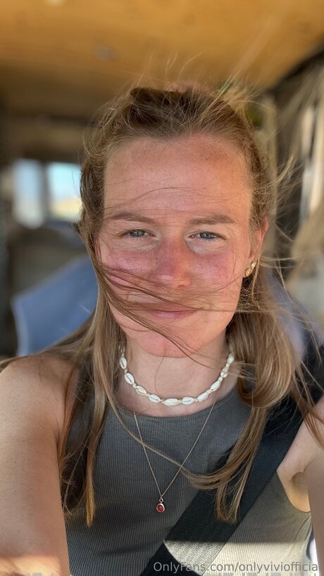 Onlyviviofficial top profile image