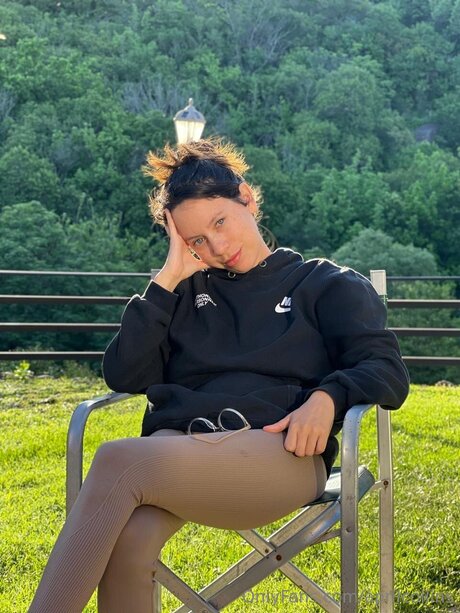 アヘ顔 OnlyFans 美しい裸 写真