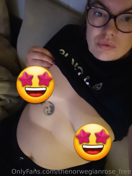 完璧なボディ OnlyFans アートヌード 画像