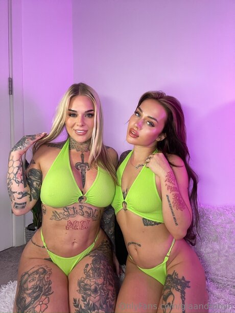 Giaandrobyn セックスモデル 写真