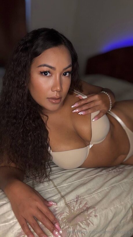 Jannieeasiaa 完璧なスター ギャラリー