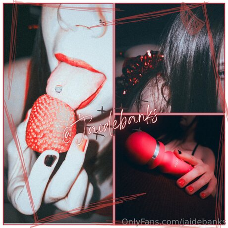 小柄なブロンドの熟女OnlyFans アートポルノ 画像