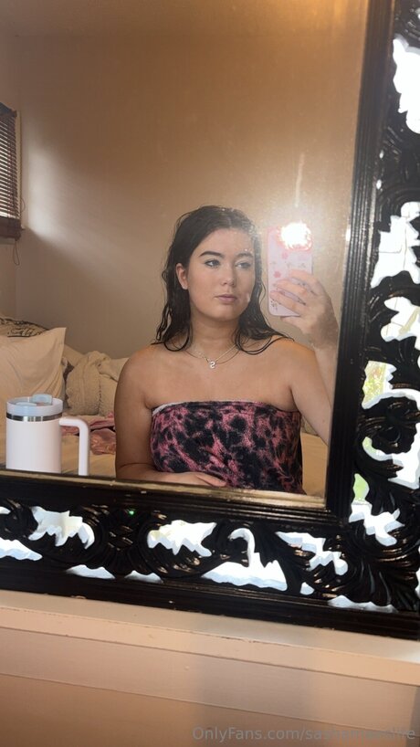 Sashamaeslife 美しいモデル 写真