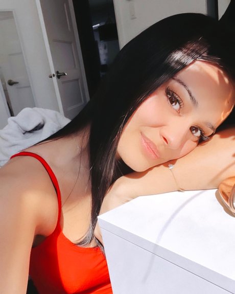 Cyndy valerie Gamache Gravel ヌードスター 画像