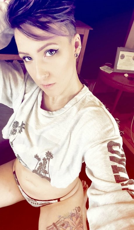 Accalia Alpha 完璧な女優 写真