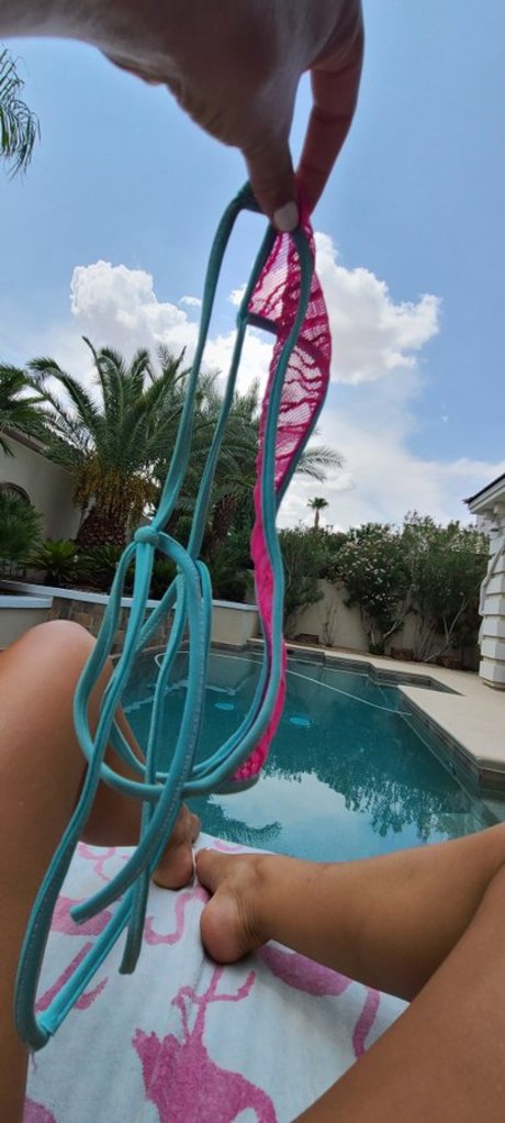 laly vallade セクシーモデル ギャラリー