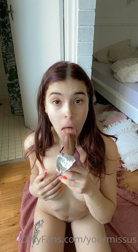 yourmissus HDポルノスター 写真