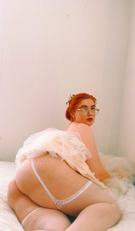 最もホットなOnlyFans ヌード 写真